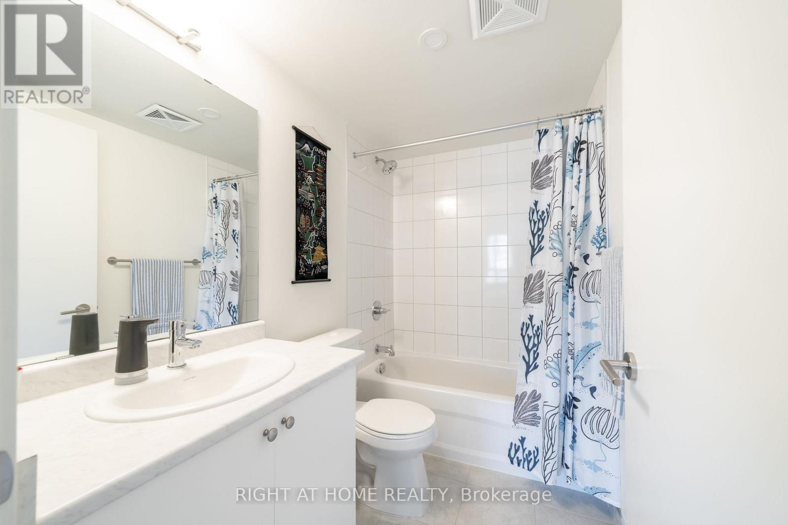 #807 10 WILBY CRESCENT - 18