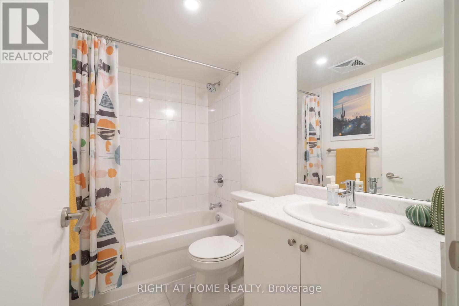 #807 10 WILBY CRESCENT - 29