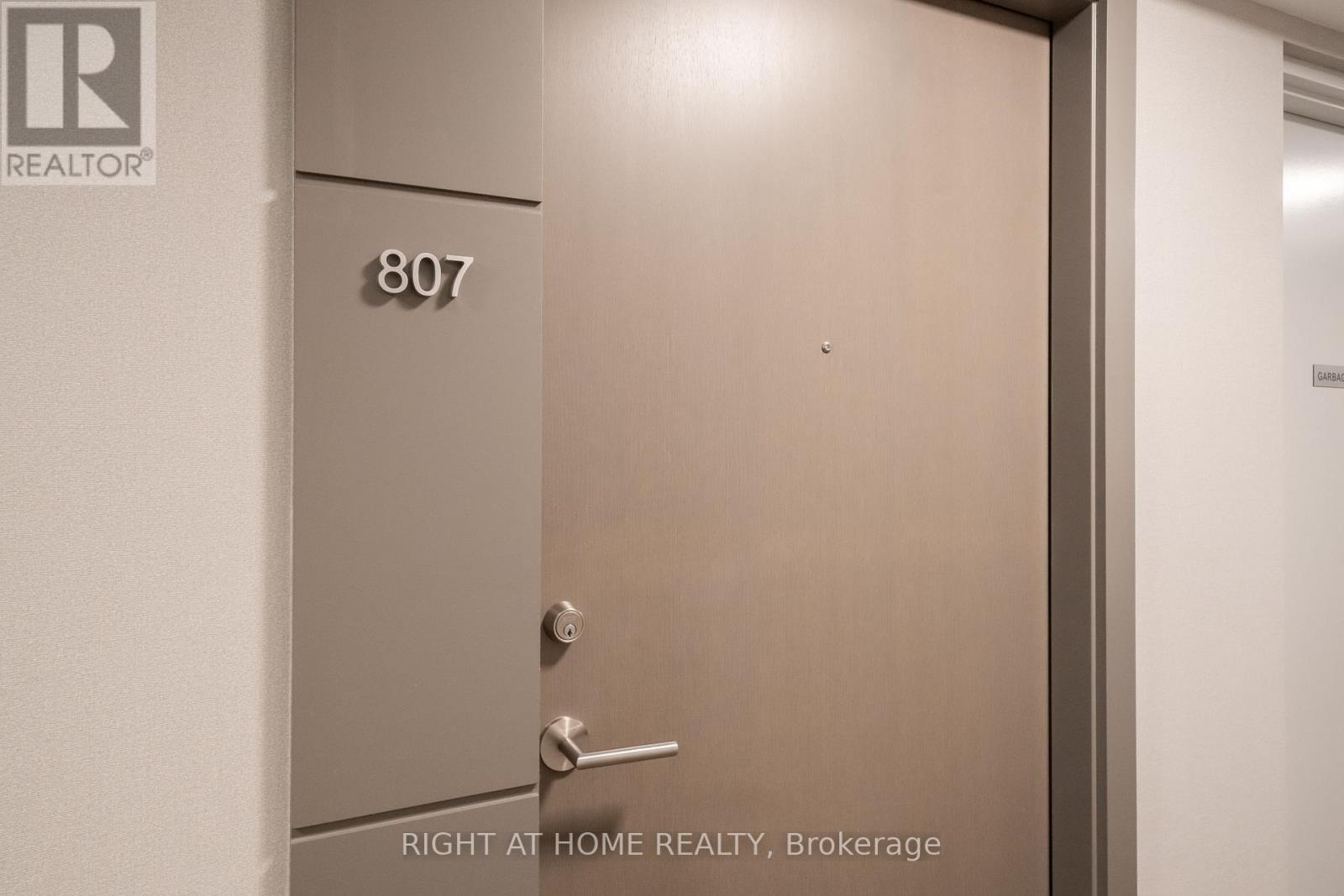 #807 10 WILBY CRESCENT - 4