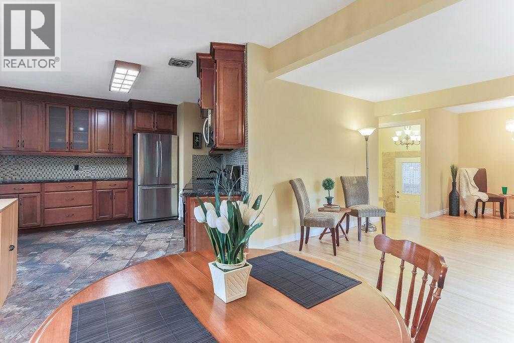 4604 Brisebois Drive NW - 10