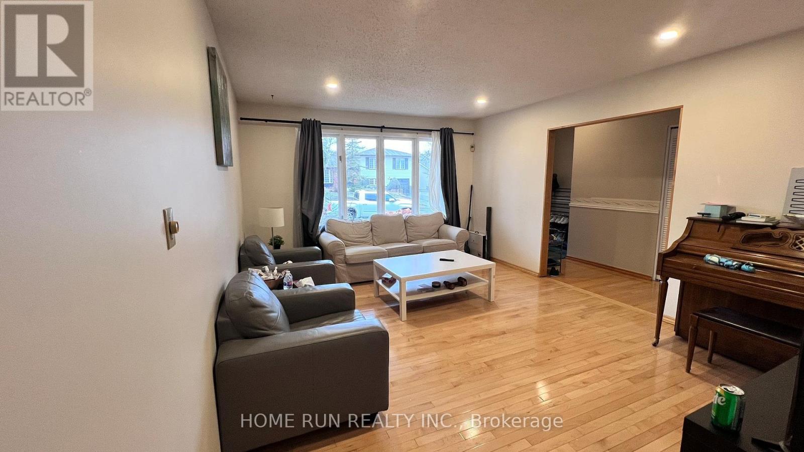 3 Bed, 3 Bath House for Rent in Ottawa – 960 CAHILL DRIVE, Ottawa – MLS# X12968704 - Image 3