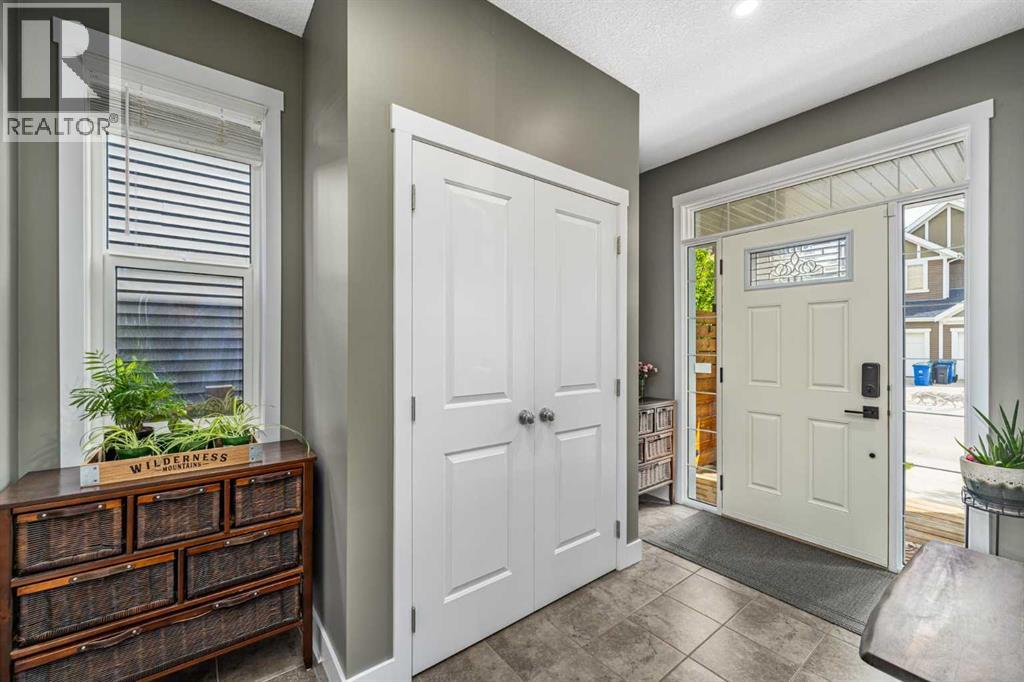 435 River Heights Crescent — photo 9