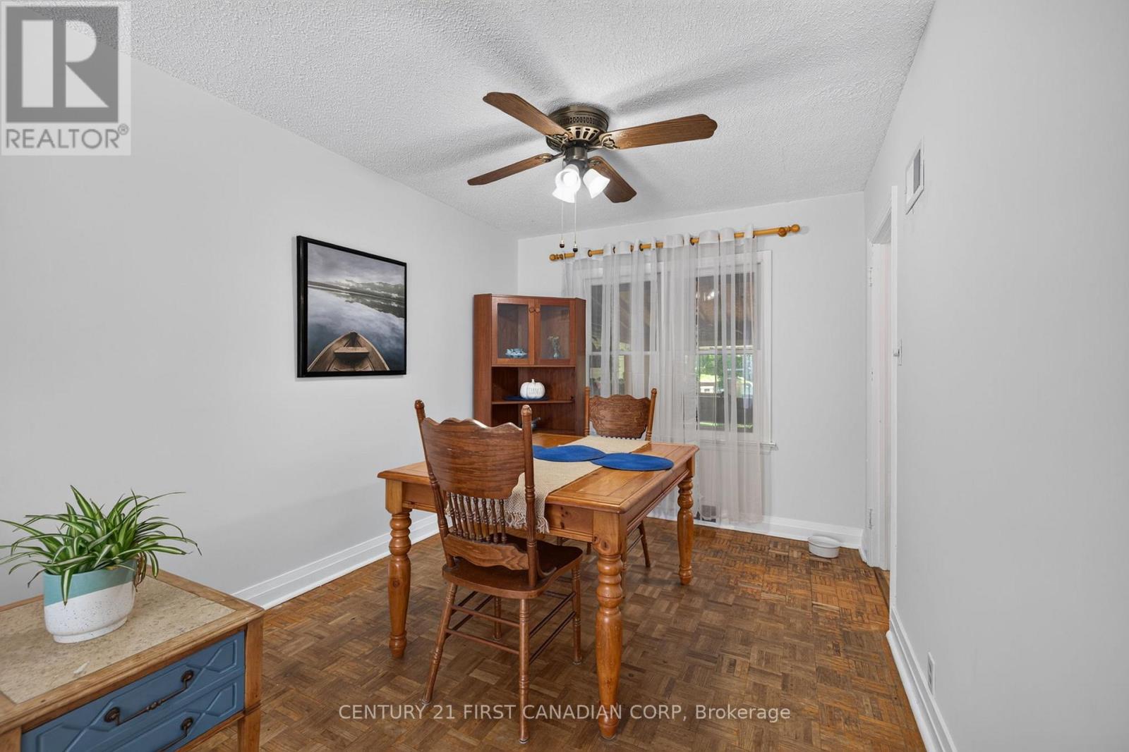 297 STEPHEN STREET - 12