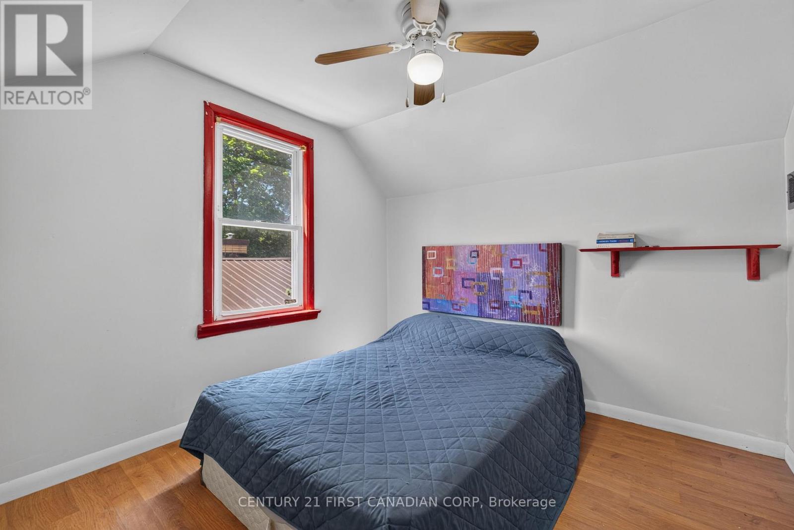 297 STEPHEN STREET - 30