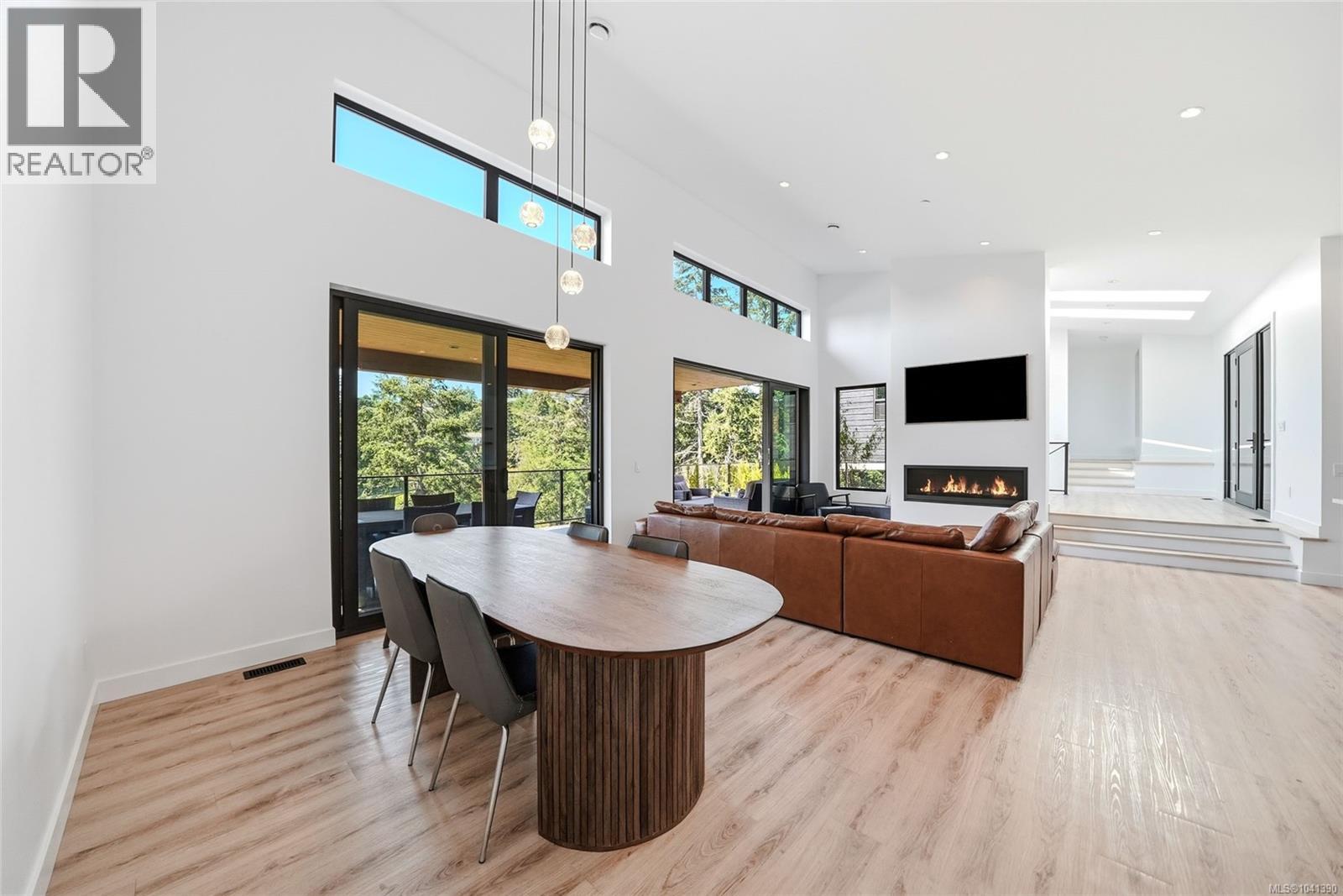 3576 Sheffield Pl - 8