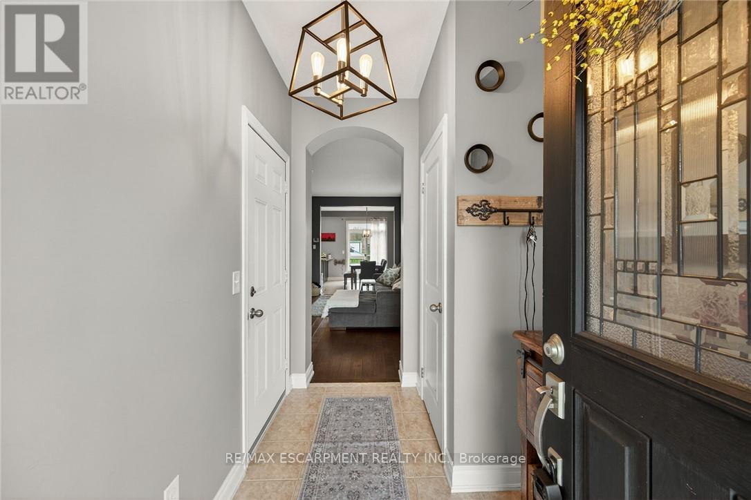 100 NARBONNE CRESCENT - 5