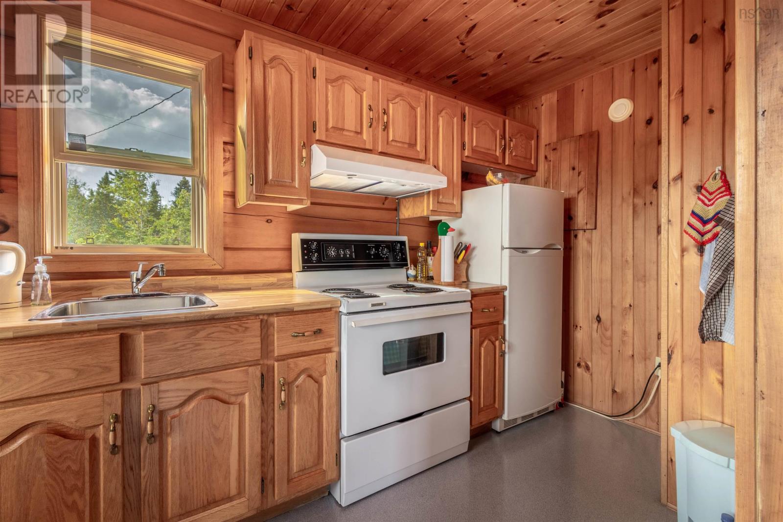 8132 Gabarus Highway - 14