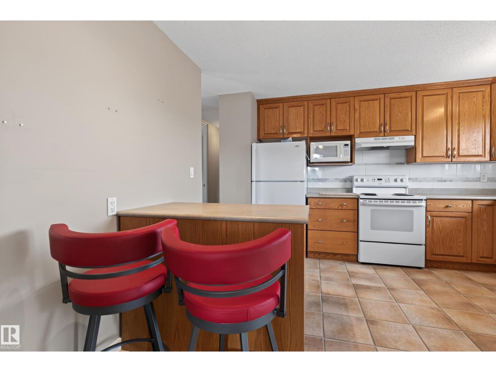 15231 117 ST NW - 12