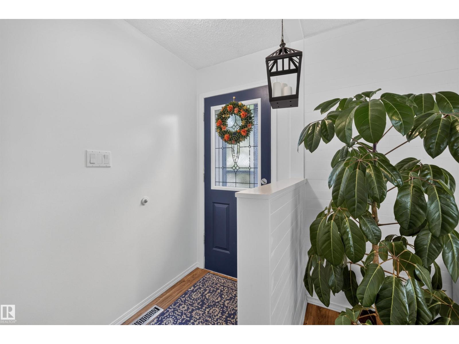 244 Knottwood RD N NW - 2