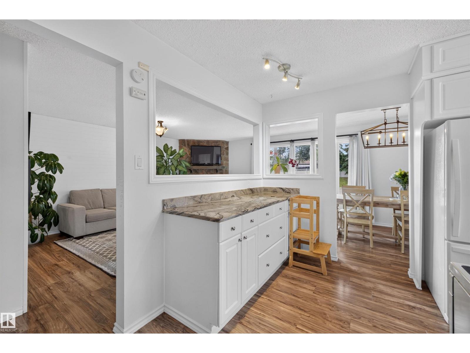 244 Knottwood RD N NW - 9