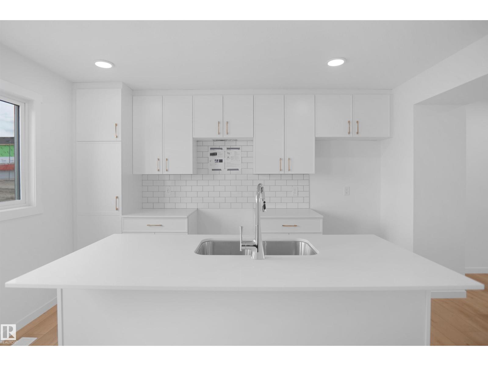 427 ASTER DR NW - 11
