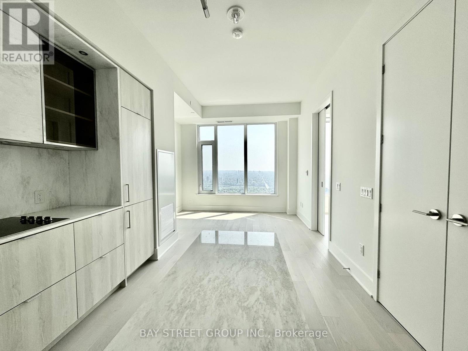 #6006 11 YORKVILLE AVENUE - 3