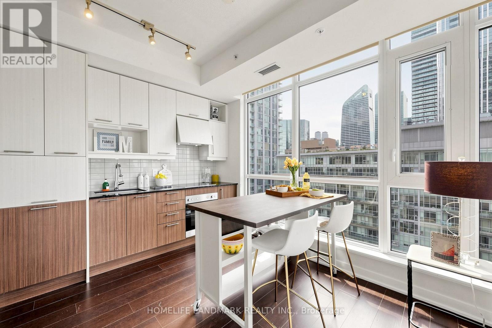 #1407 199 RICHMOND STREET W - 12