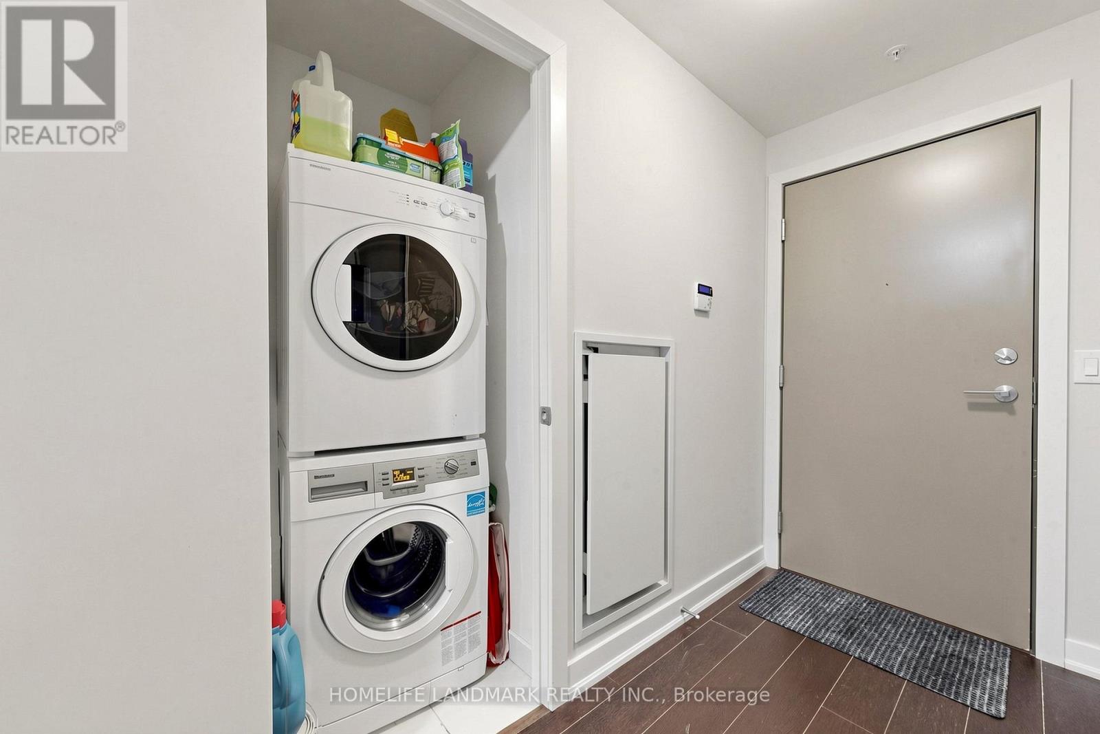 #1407 199 RICHMOND STREET W - 31