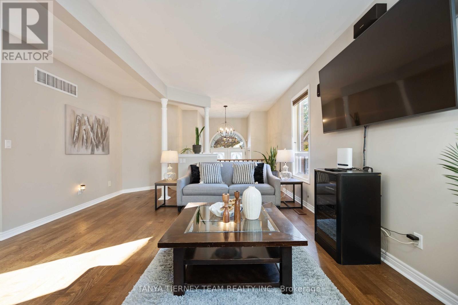 16 CODY AVENUE - 11