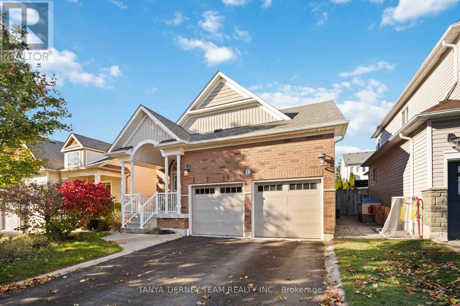 16 CODY AVENUE - 2