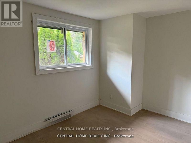 206 PARKVIEW CRESCENT - 11