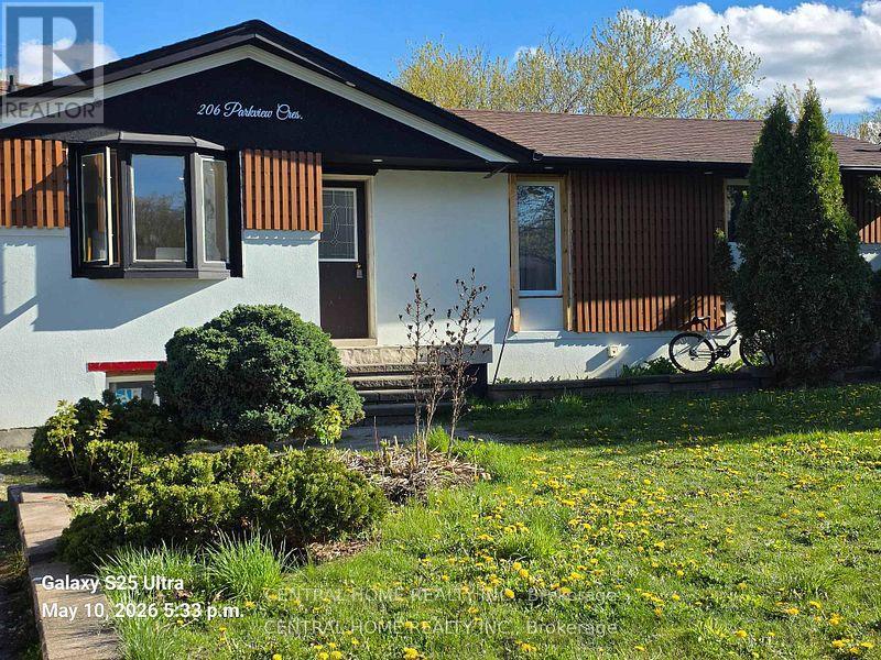 206 PARKVIEW CRESCENT - 2