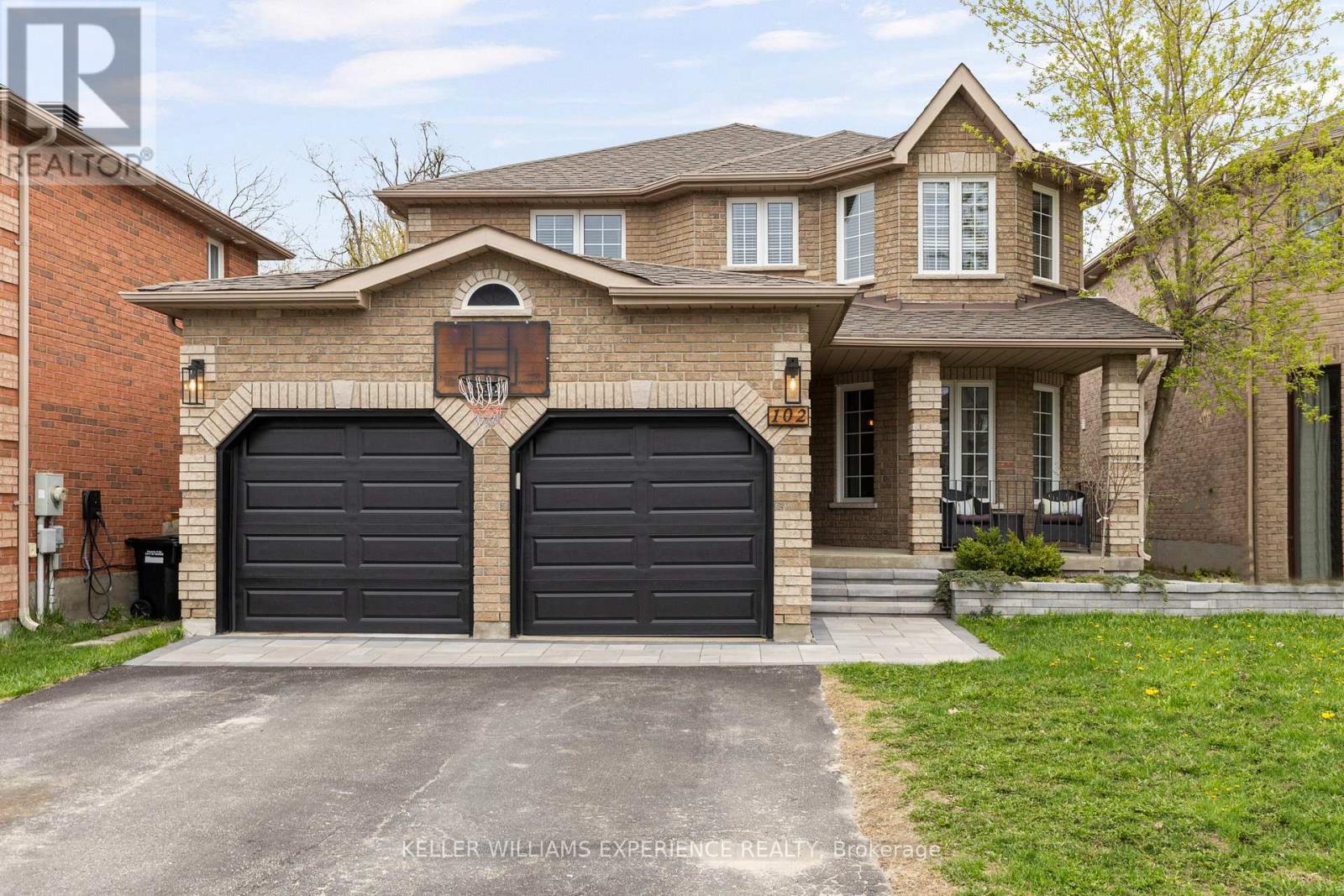 102 COUNTRY LANE - 1