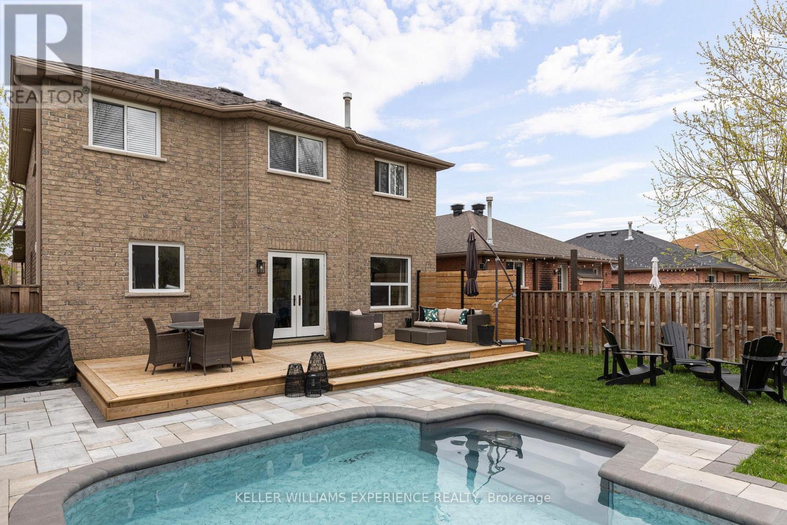 102 COUNTRY LANE - 28