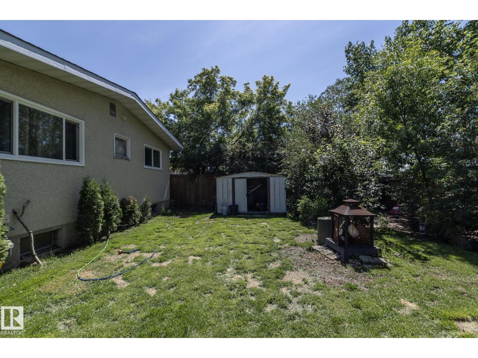 3608 44 ST — photo 11