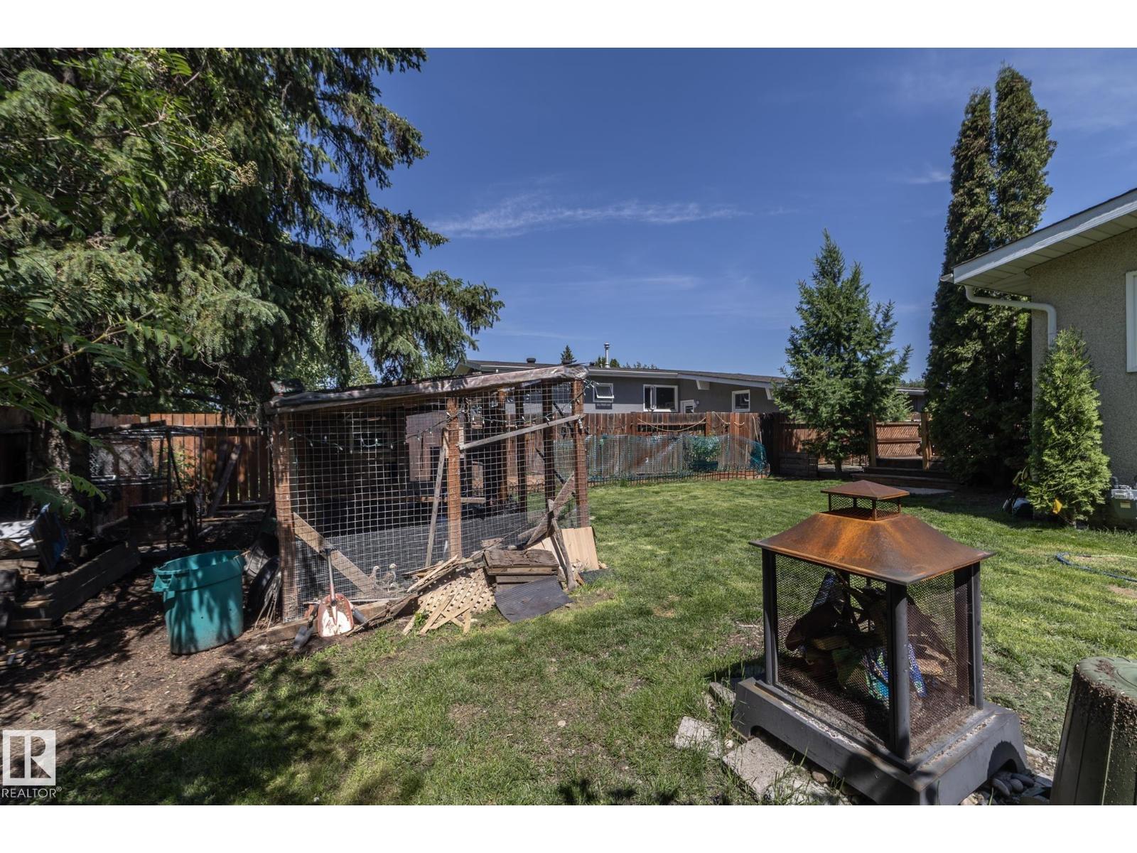 3608 44 ST — photo 13