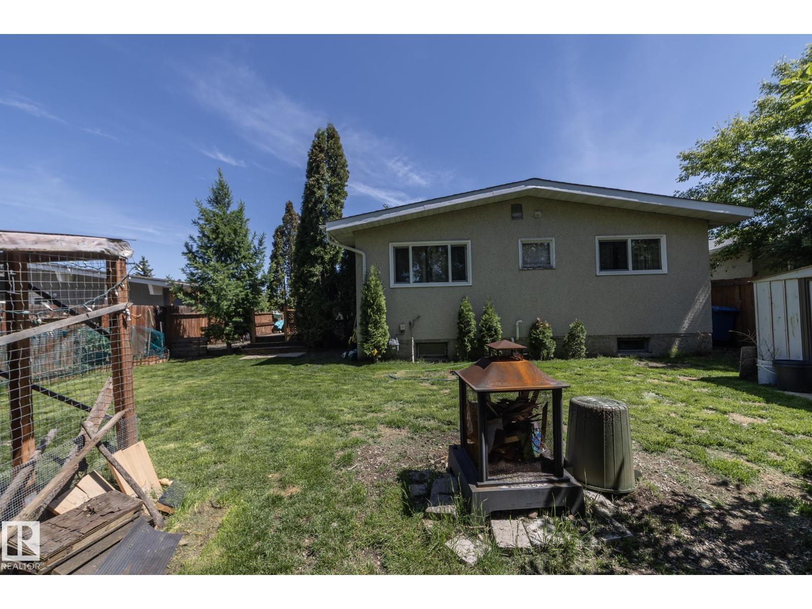3608 44 ST — photo 14