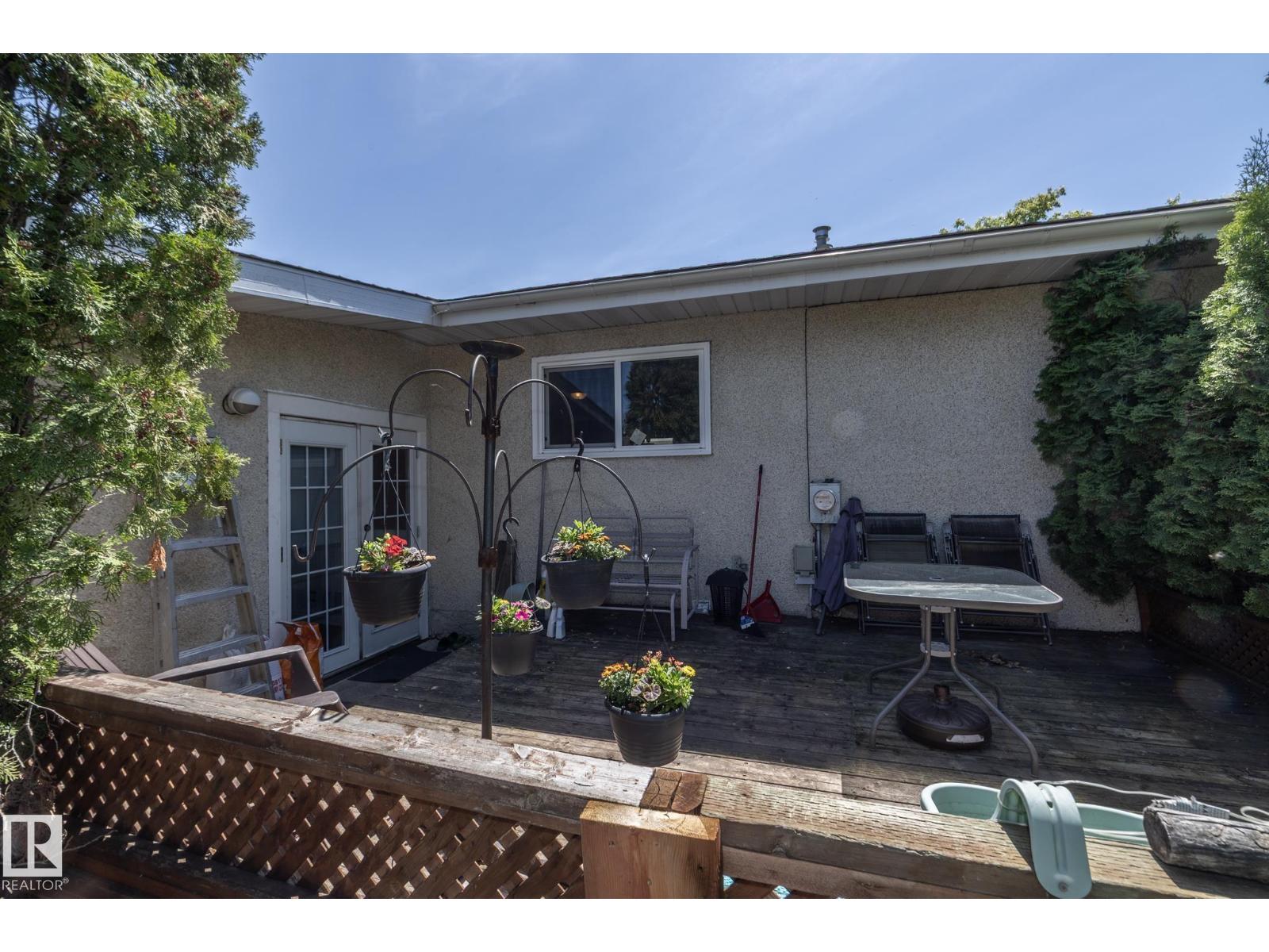 3608 44 ST — photo 6