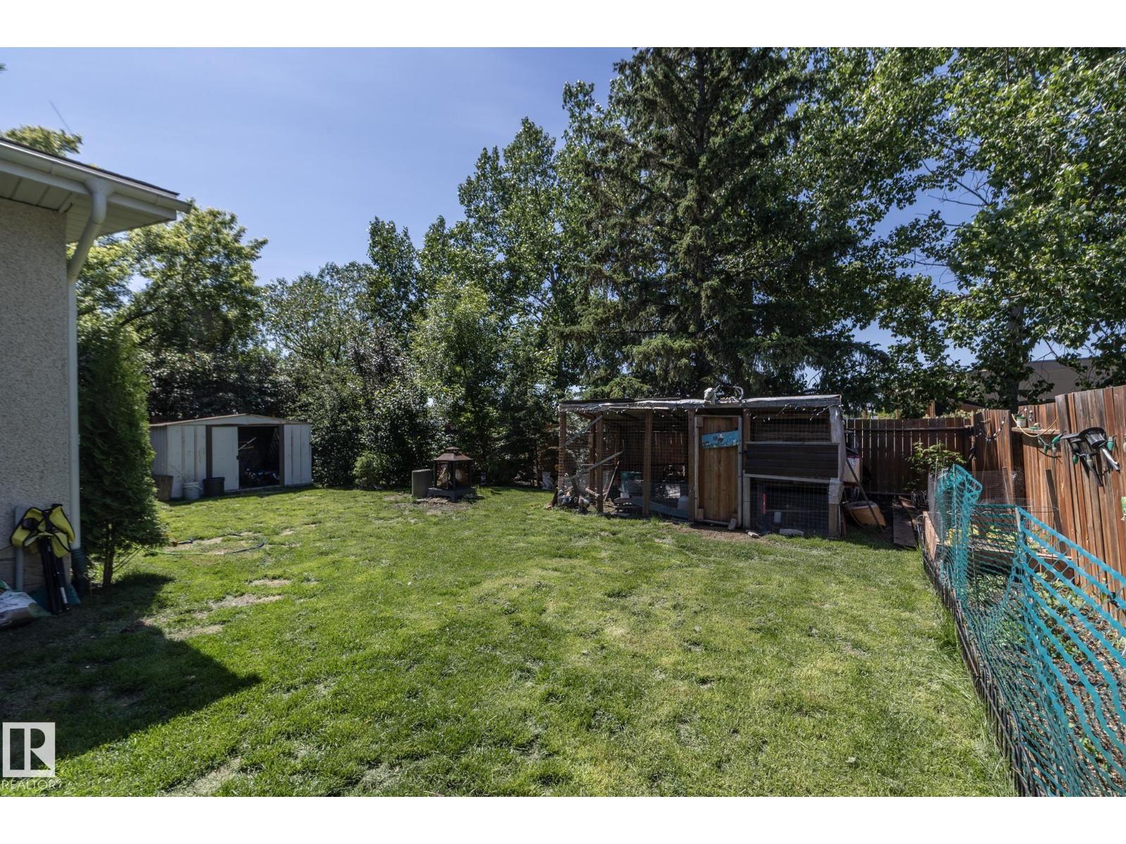 3608 44 ST — photo 9