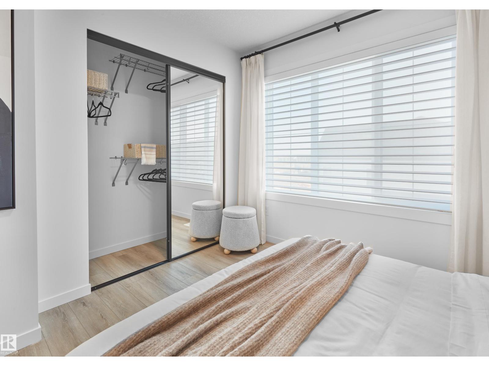 #56 4825 120 ST NW - 17