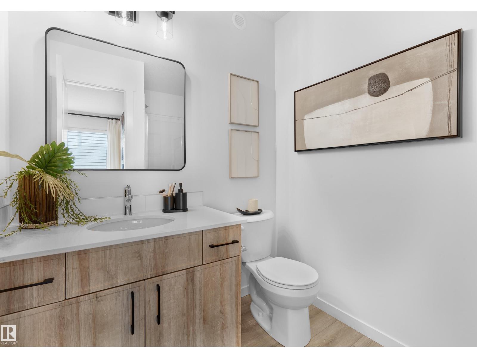 #56 4825 120 ST NW - 19