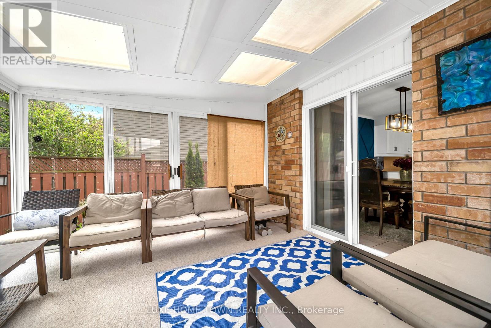 27 FRASERWOOD COURT - 22
