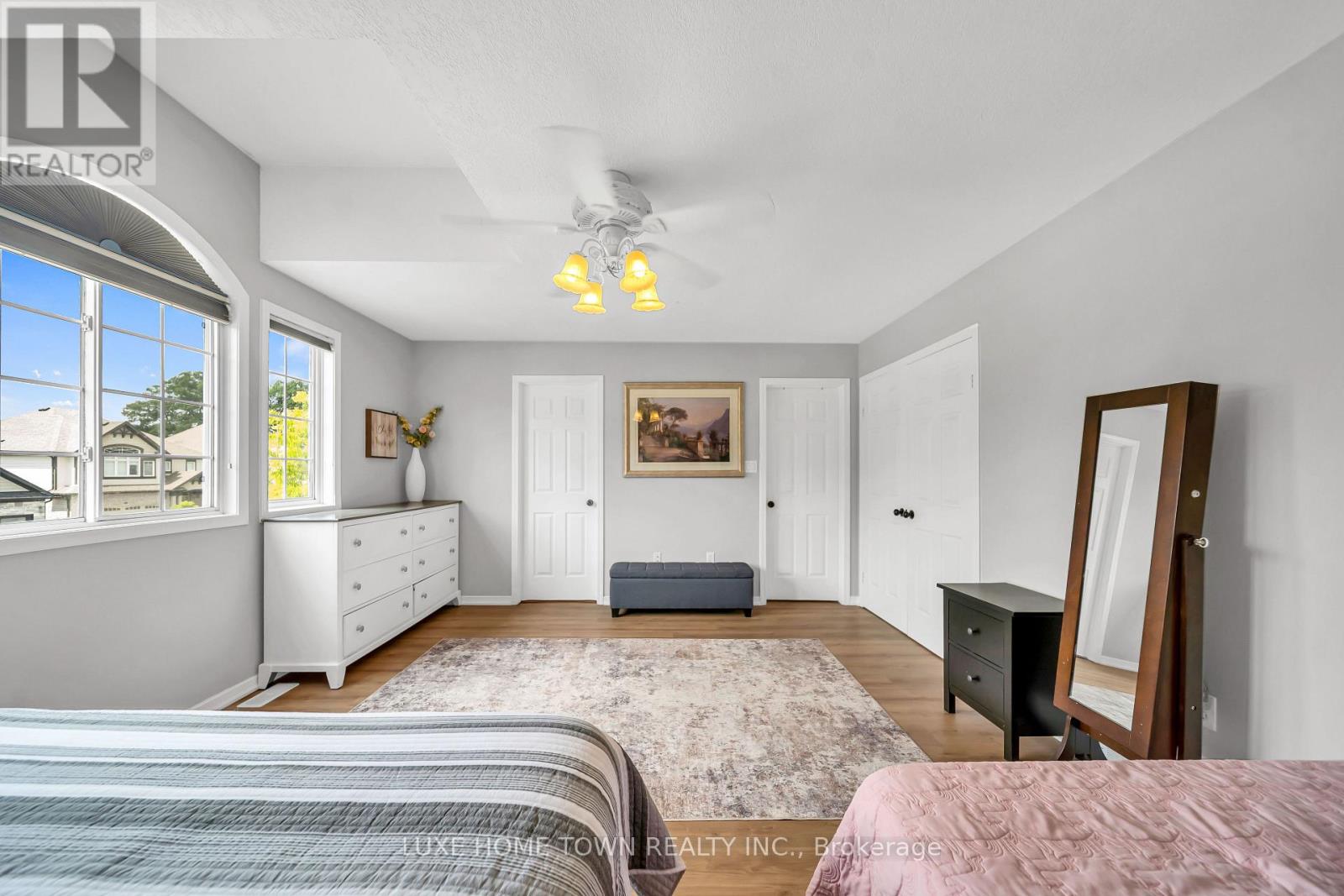 27 FRASERWOOD COURT - 28