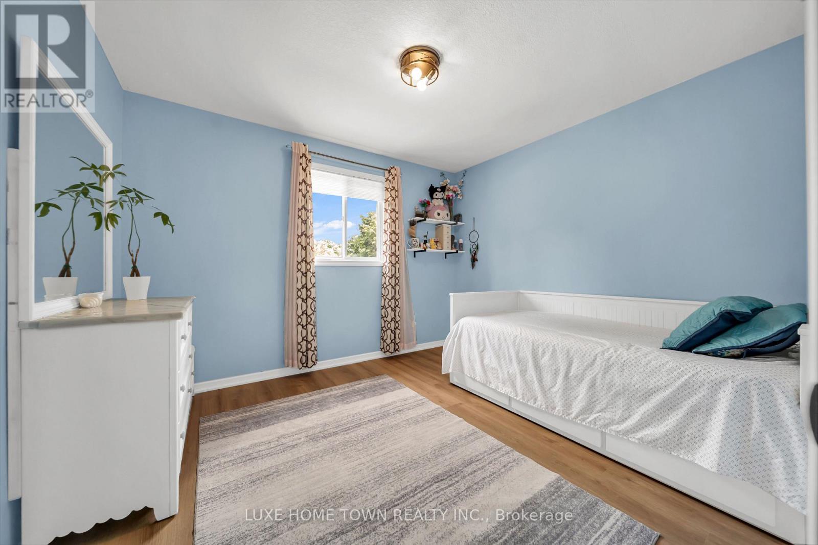 27 FRASERWOOD COURT - 35