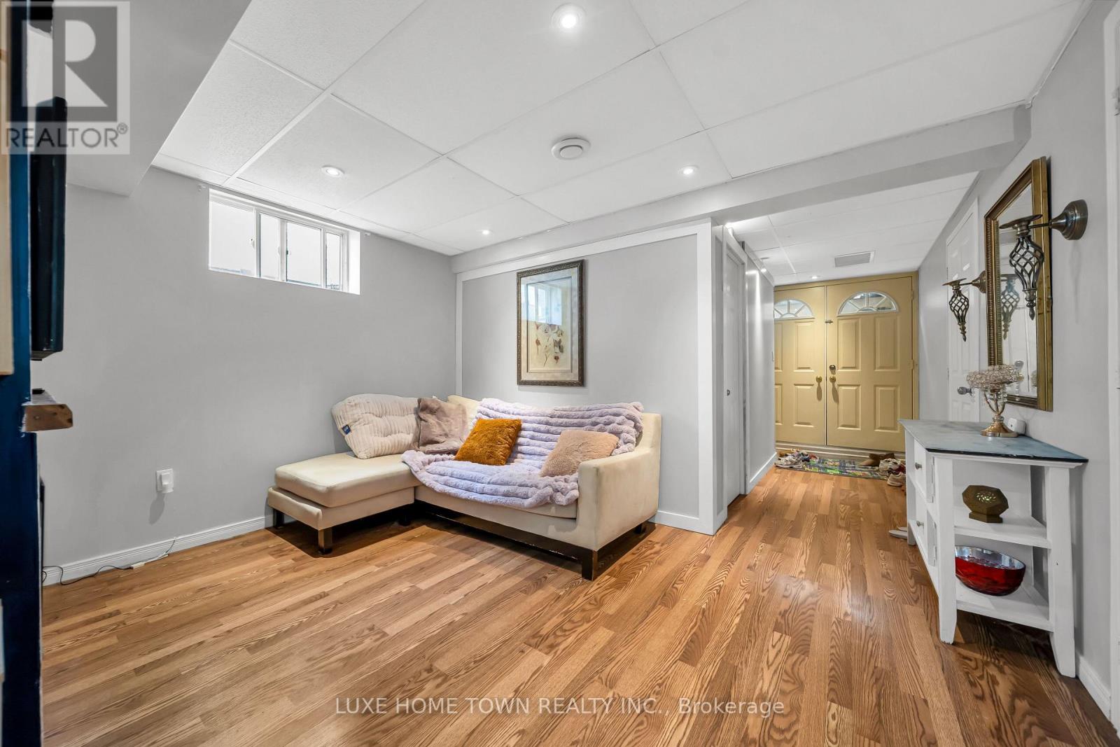27 FRASERWOOD COURT - 37