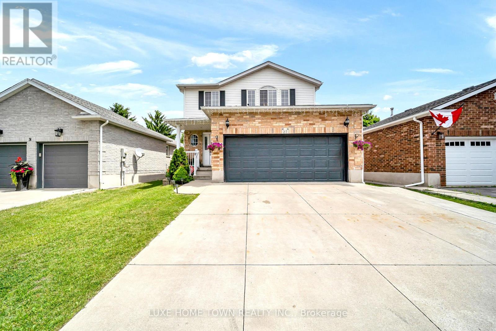 27 FRASERWOOD COURT - 4