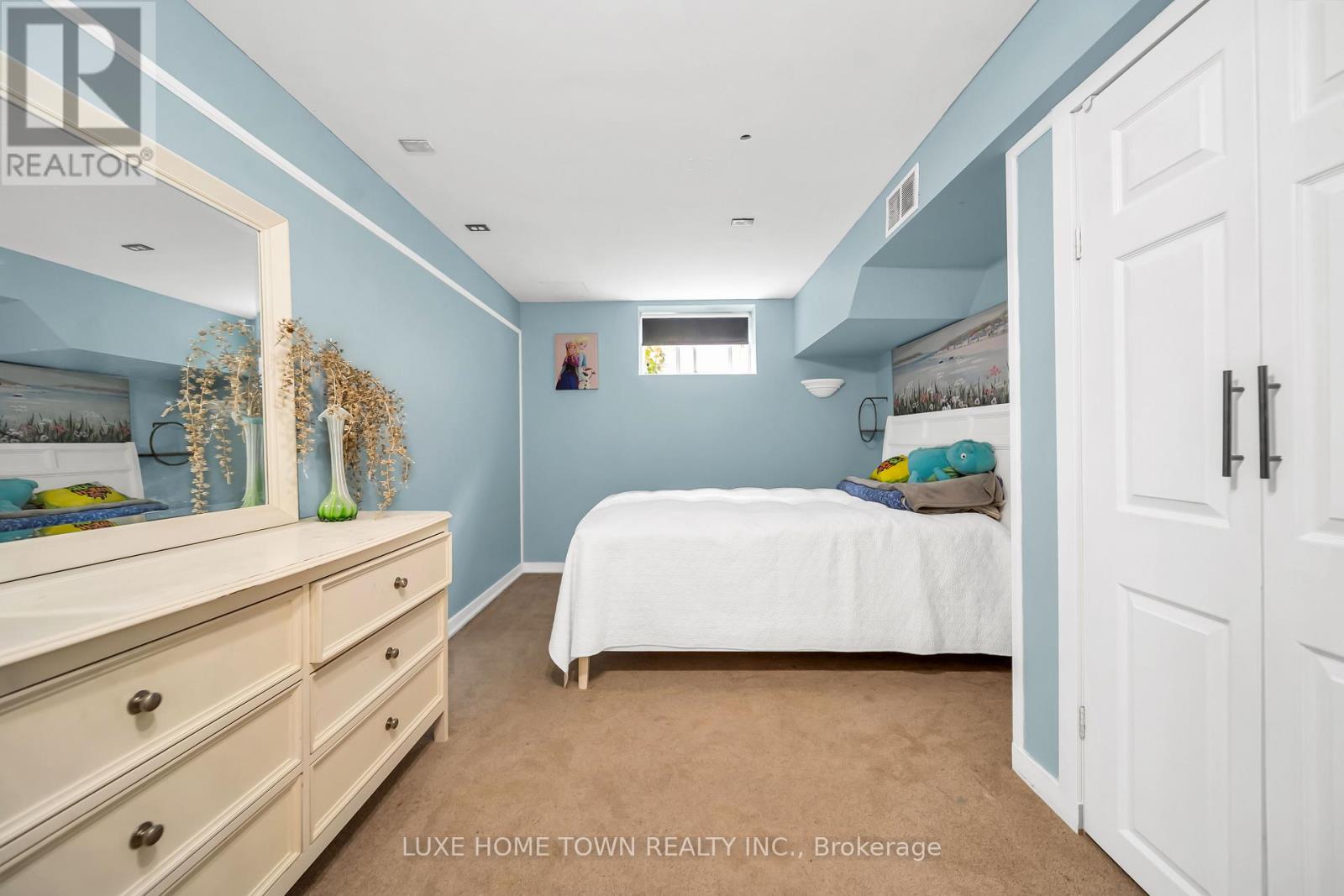 27 FRASERWOOD COURT - 42