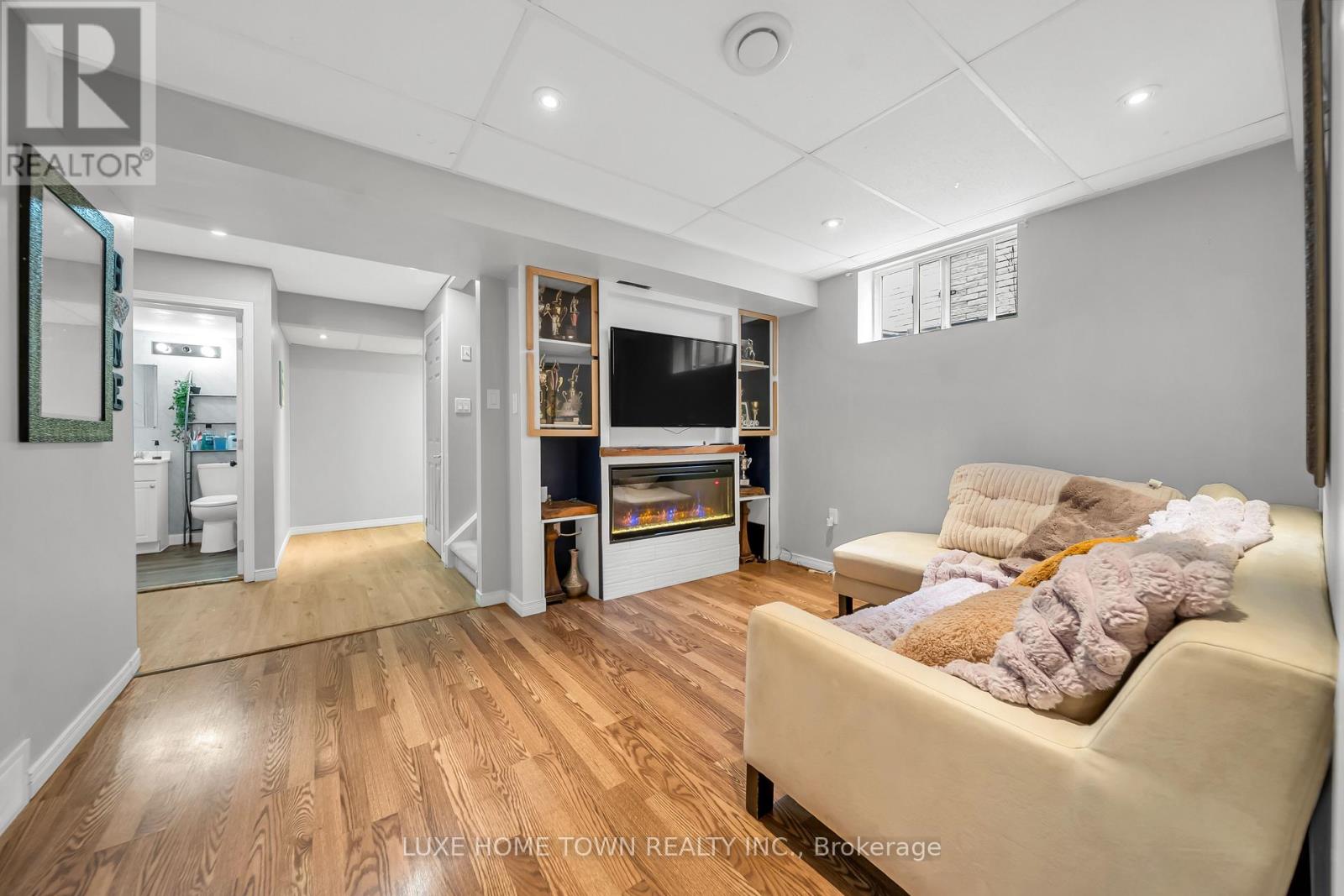 27 FRASERWOOD COURT - 43