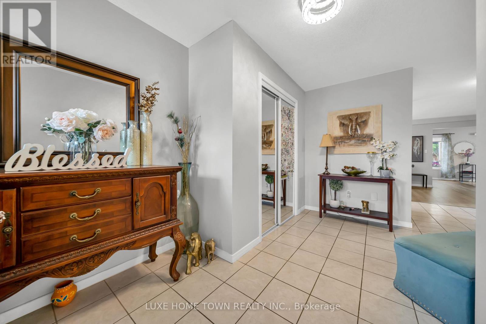 27 FRASERWOOD COURT - 9