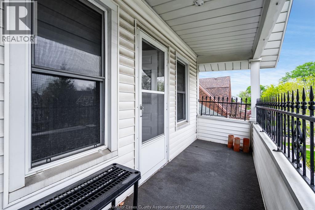 2279 Lillian AVENUE - 30