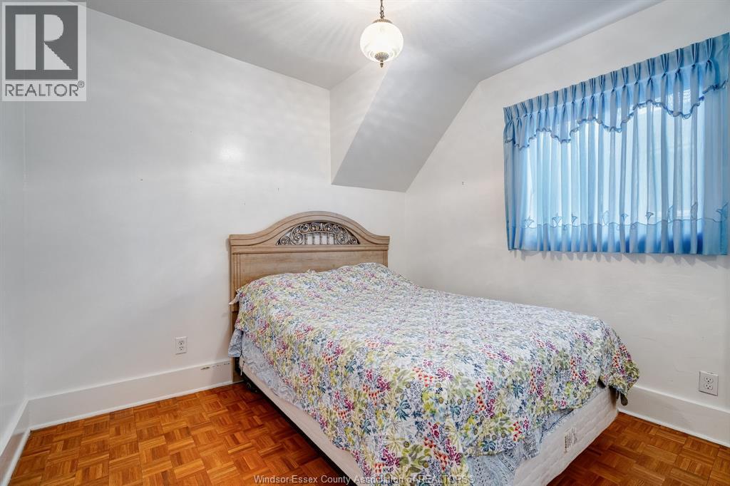 2279 Lillian AVENUE - 17