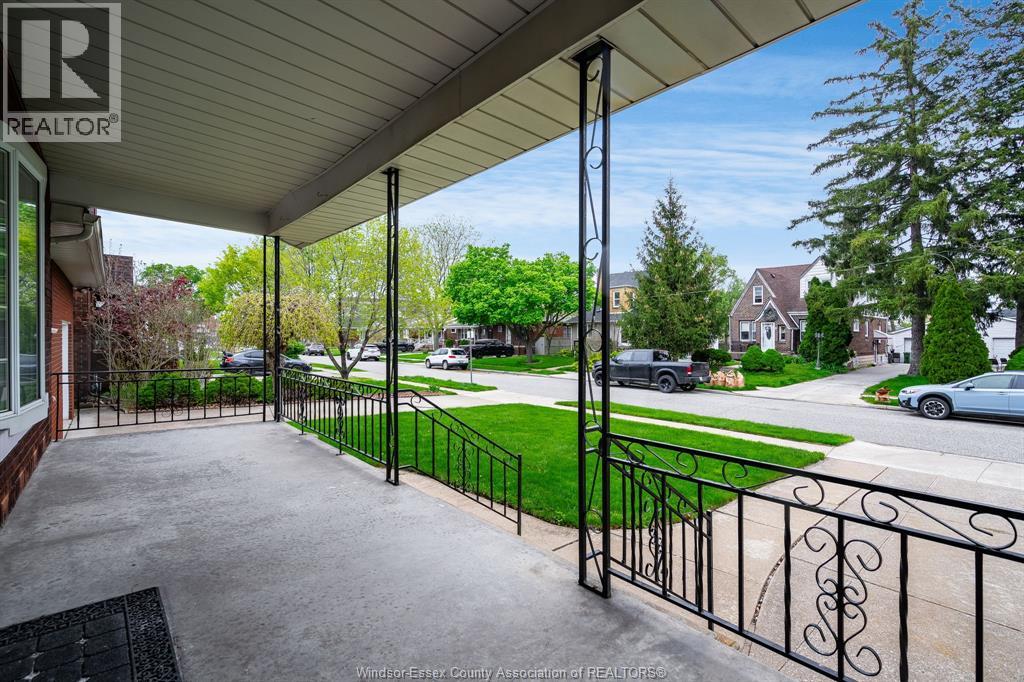 2279 Lillian AVENUE - 2
