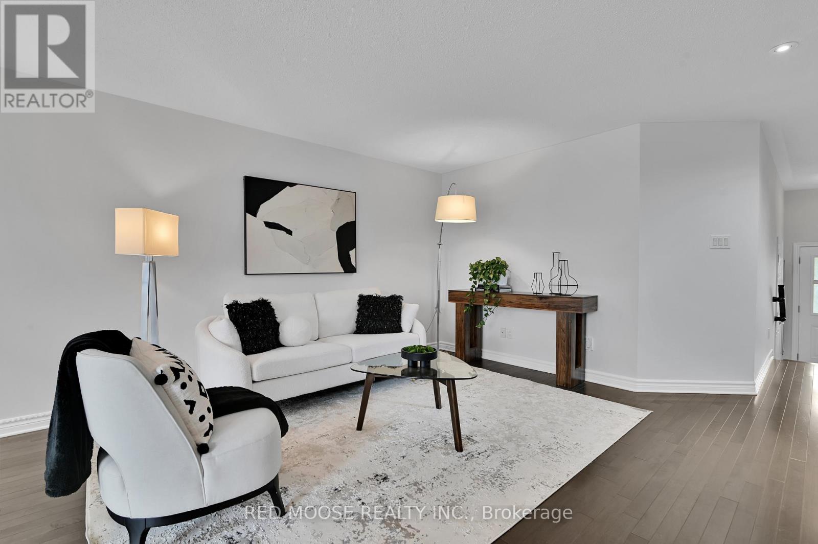 3 Bed, 3 Bath House for Sale in Ottawa – 99 CALVINGTON AVENUE, Ottawa – MLS# X13497654 - Image 9
