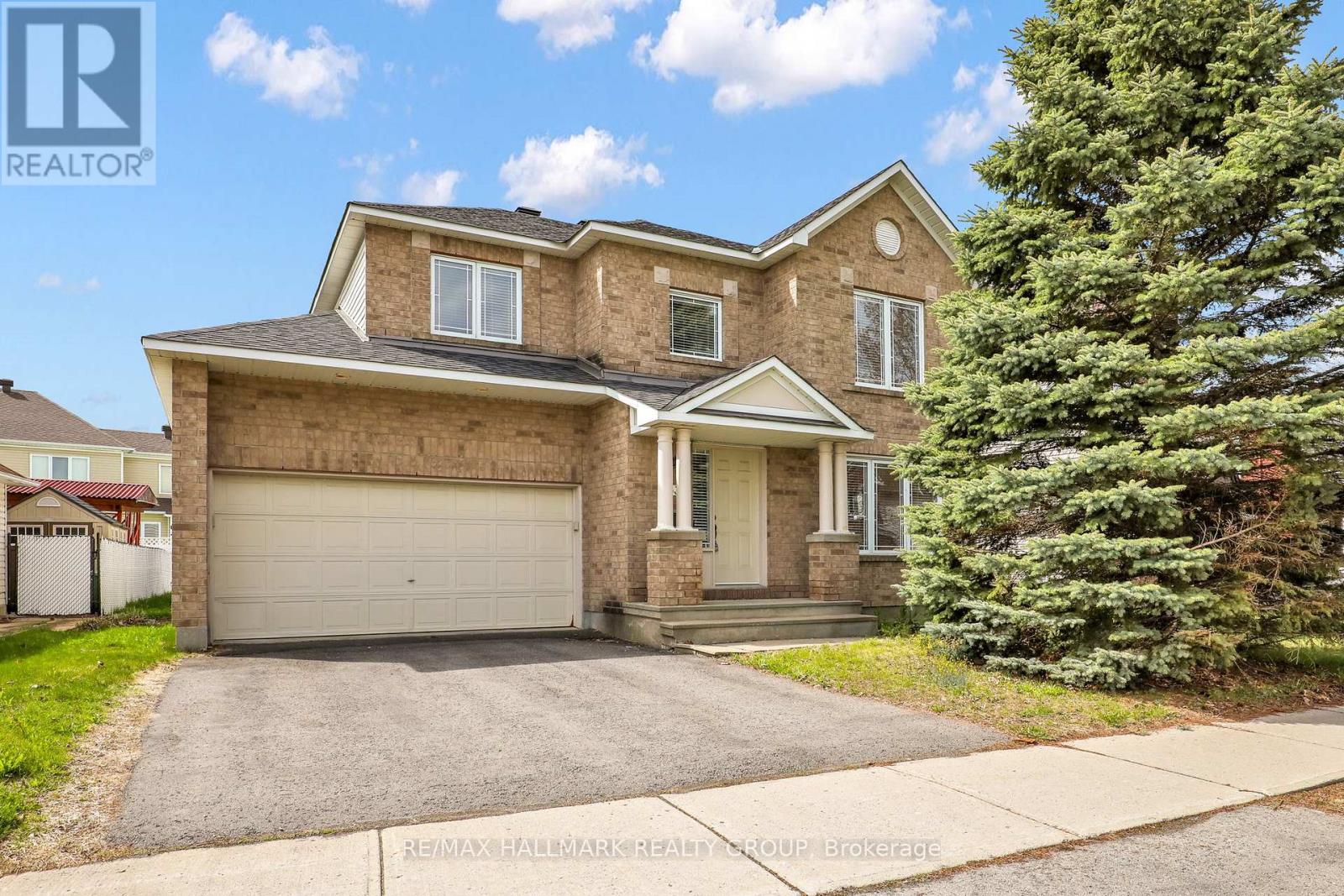 634 AQUAVIEW DRIVE - 1