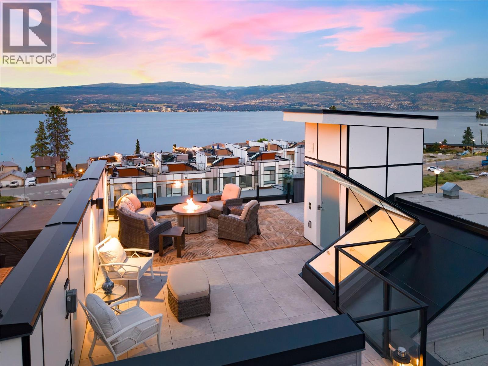107 2100 Campbell Place, West Kelowna