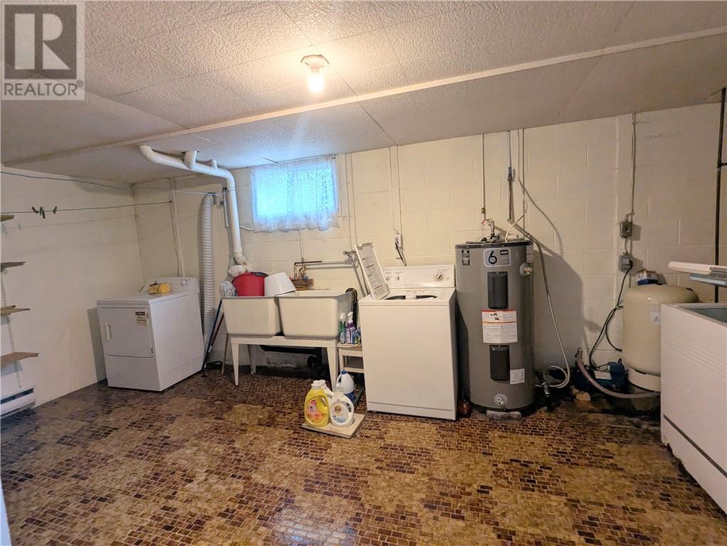 554 Tyyne - 23