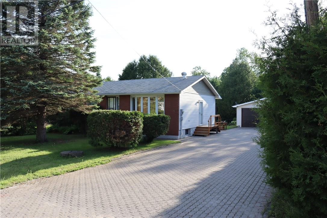 554 Tyyne - 32