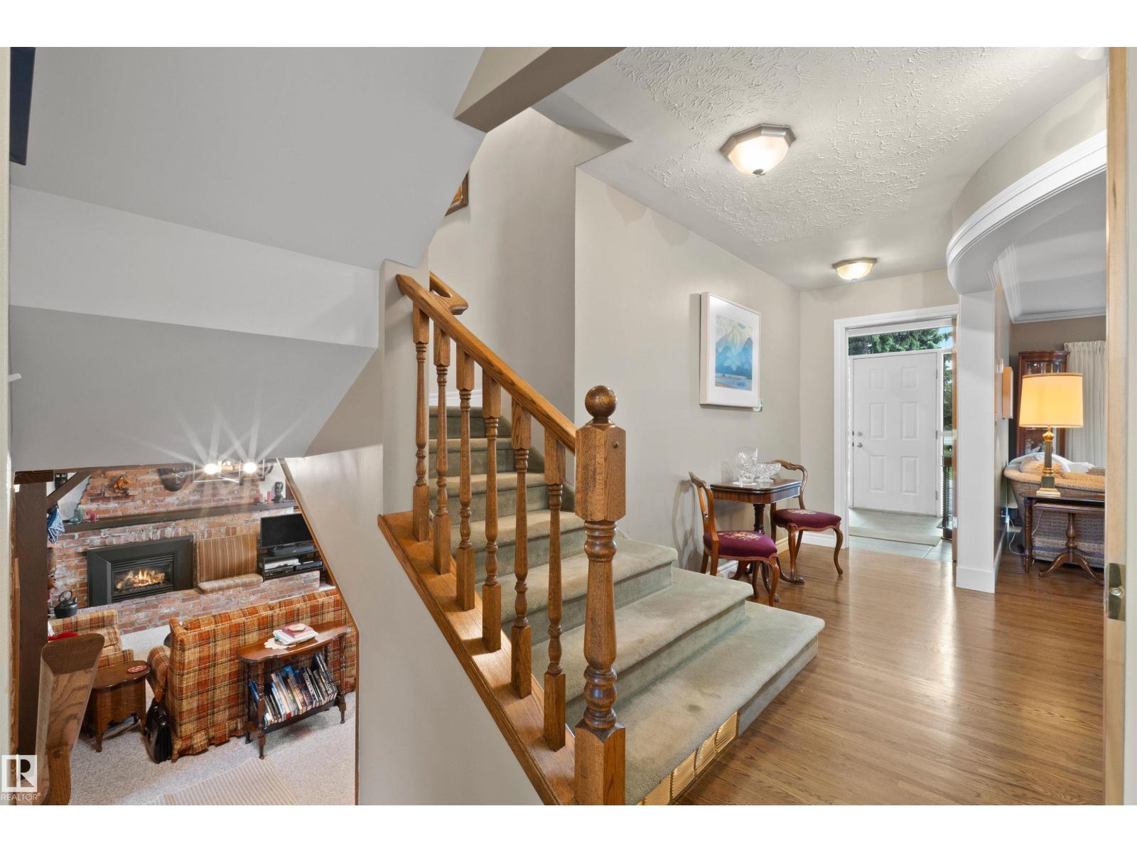 14640 88 AV NW - 38