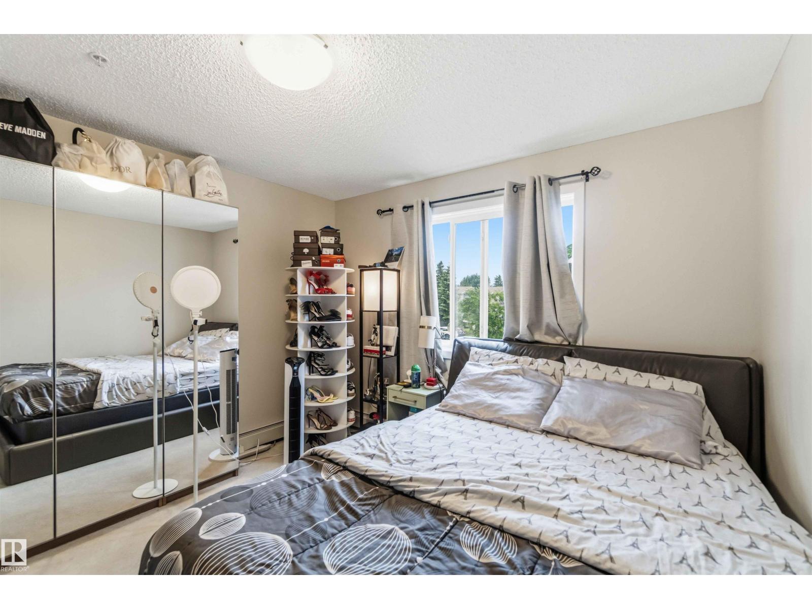#244 1196 HYNDMAN RD NW - 25