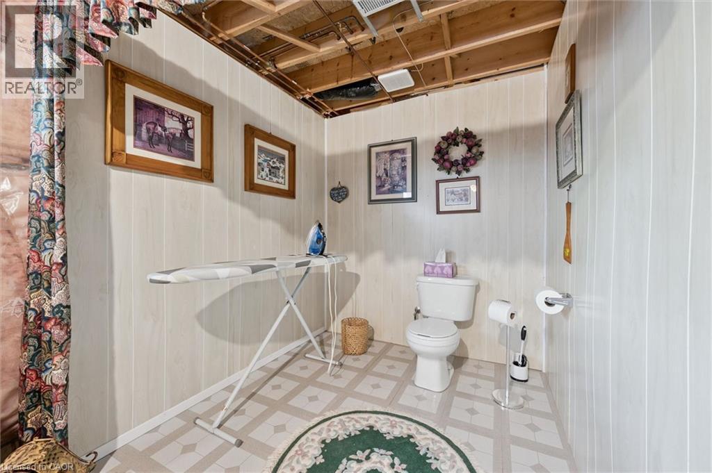 658 ELLESMERE Court - 27